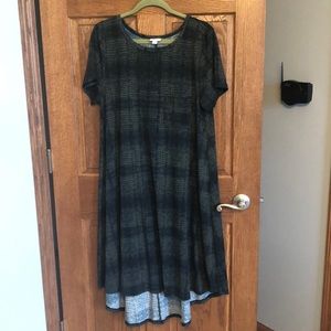 Lularoe Various Shades of Green & Black Carly NWOT